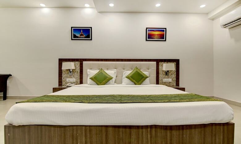 Hotel Treebo Trip Solitaire