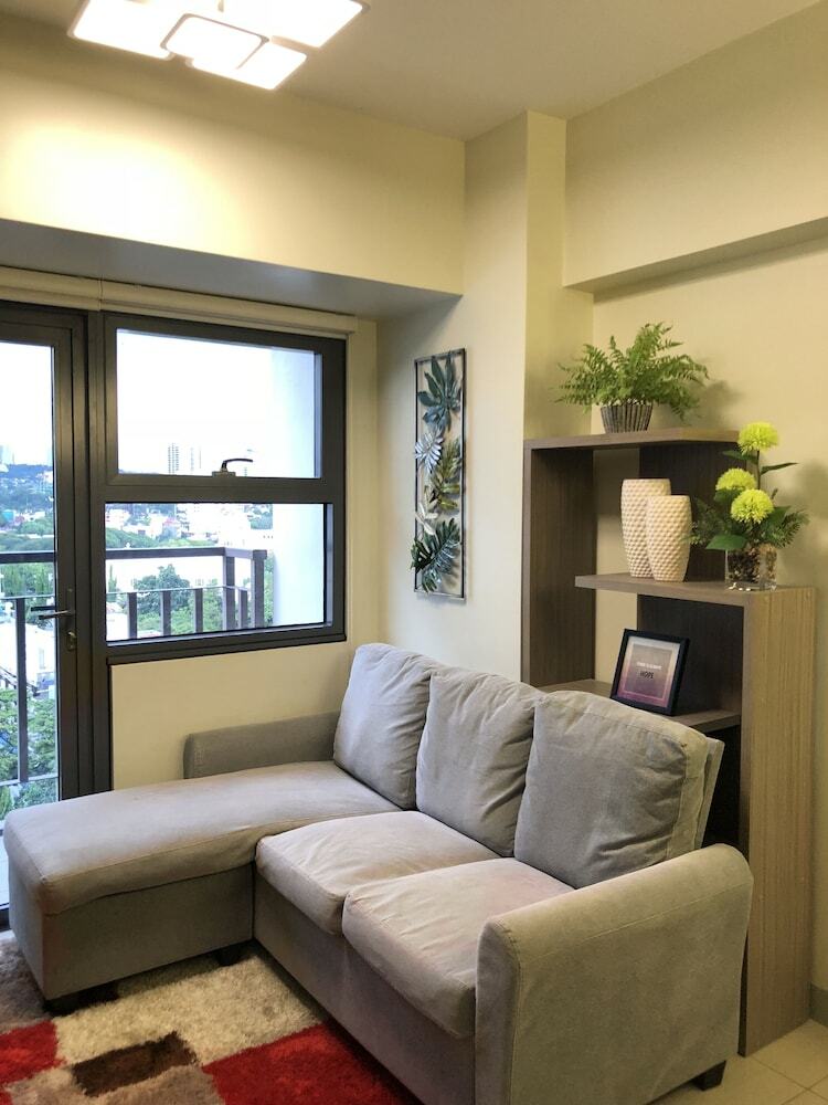 Cozy Furnished Rooms At Horizons 101