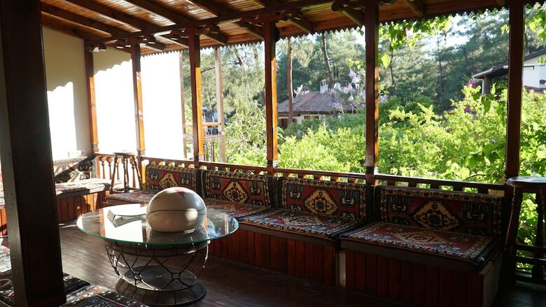 Totelya Hotel