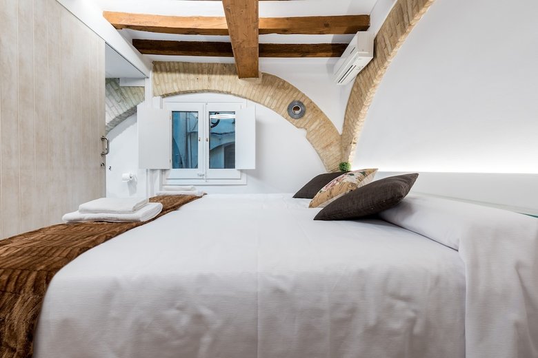 Hostal 977