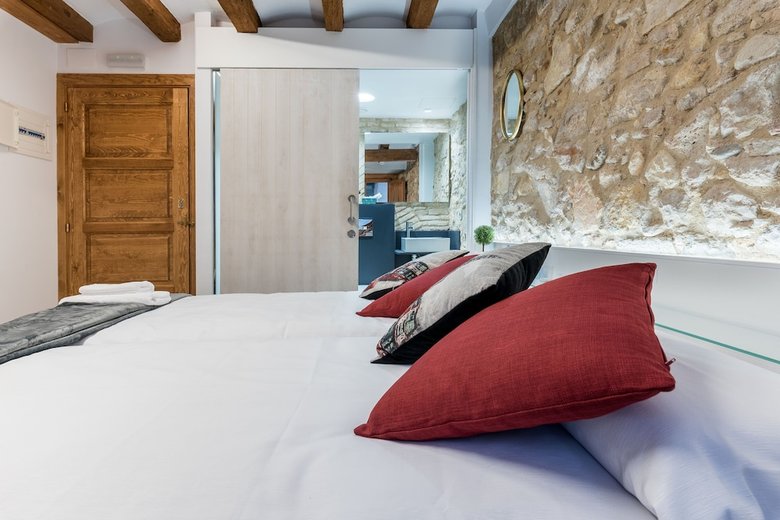 Hostal 977