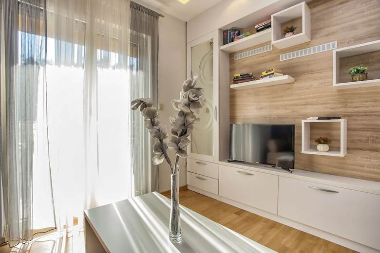 Lux Apartment Goodness
