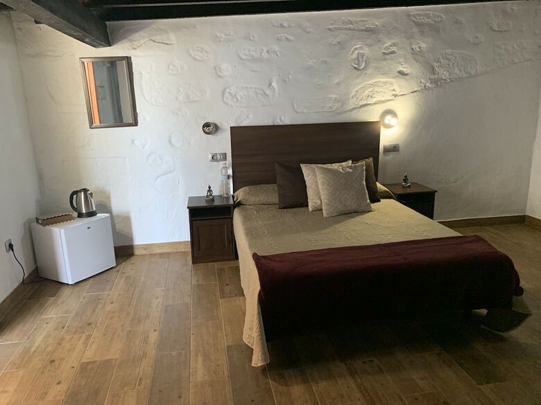 Hotel Valtisya House Pool & Airport
