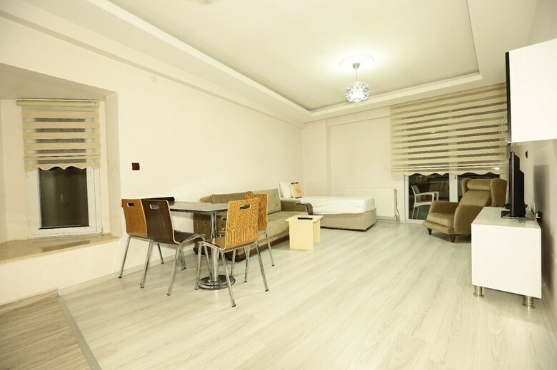 Van Hotel