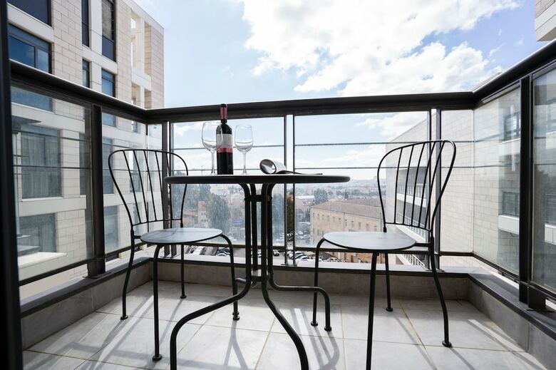 Apartamento Holysuite J Tower