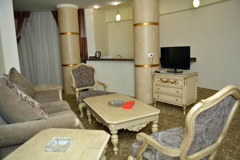 New Lamar Hotel