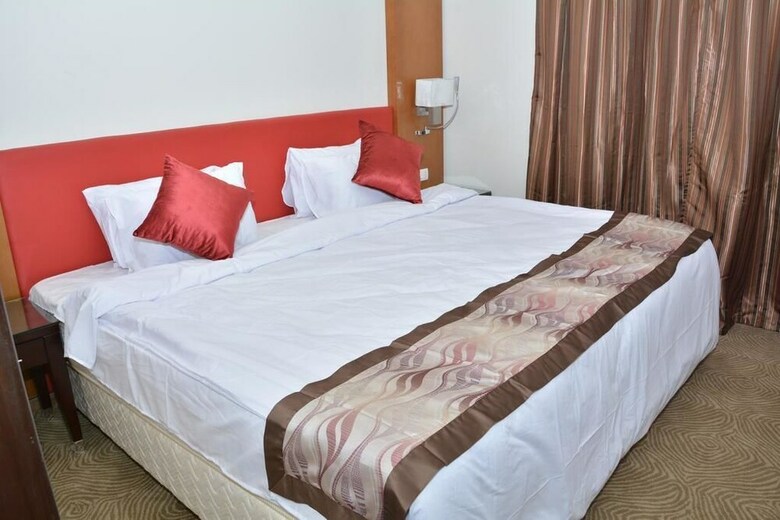 New Lamar Hotel