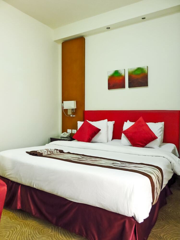 New Lamar Hotel