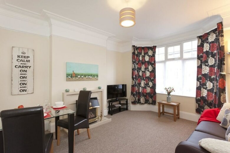 Parkside Apartment