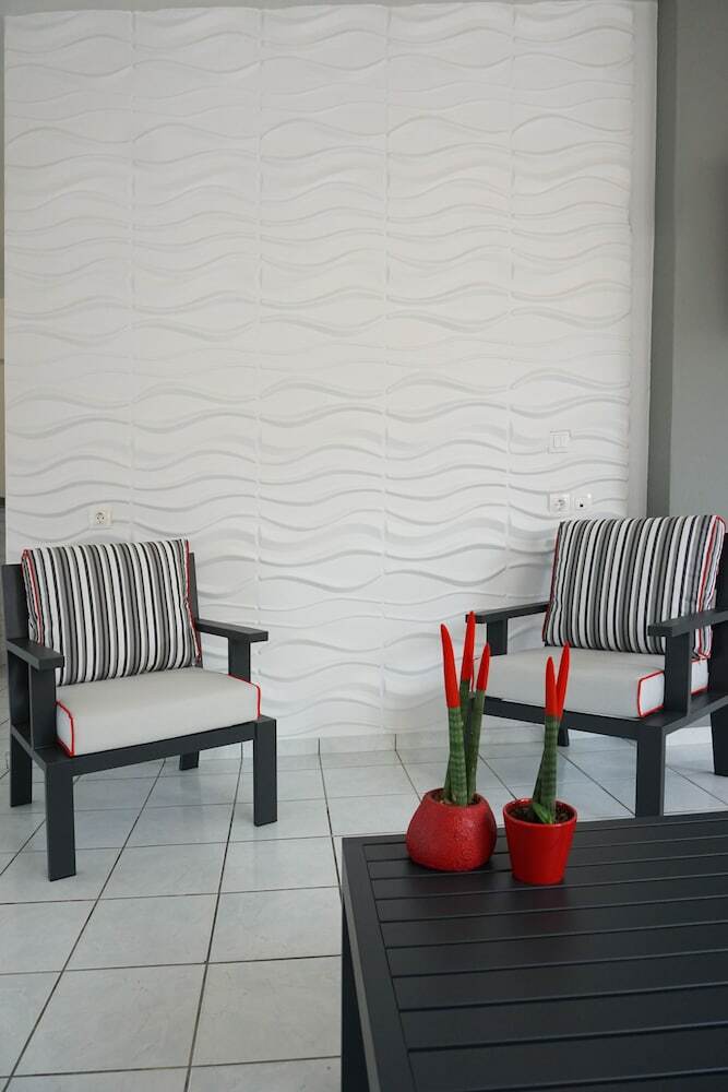 Dioni Hotel