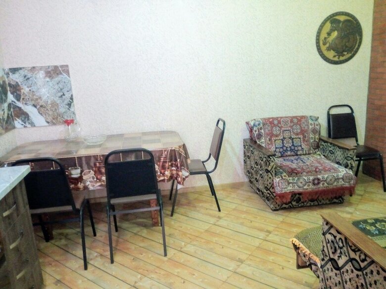 Apartment On Atskuri Str