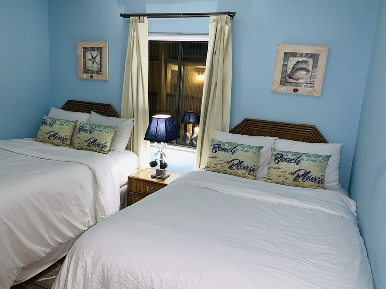 Beach Baby  Oceanside Condo St Augustine