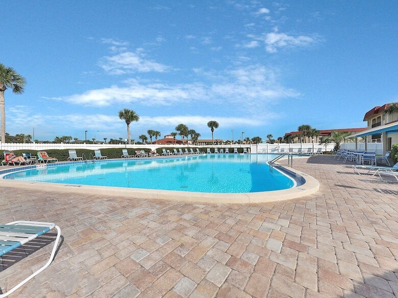 Beach Baby  Oceanside Condo St Augustine