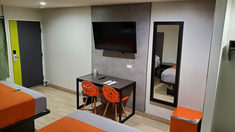 Motel Exclusivo Inn & Suites