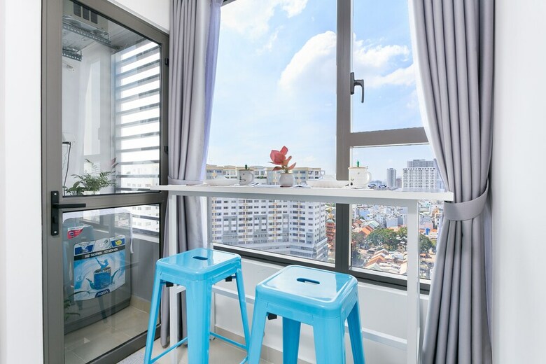 Apartamentos June Home