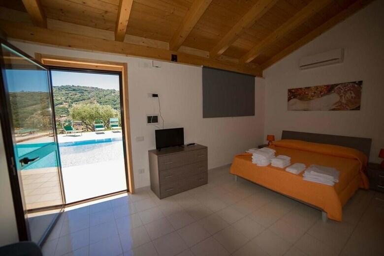 Bed & Breakfast Villa Sansivieri