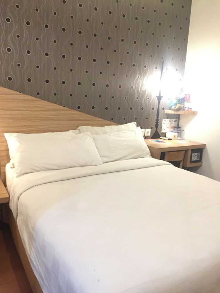 Demira Hotel