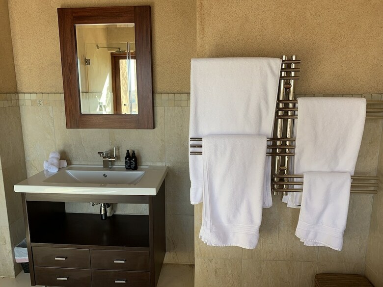 Hotel Sibani Hills
