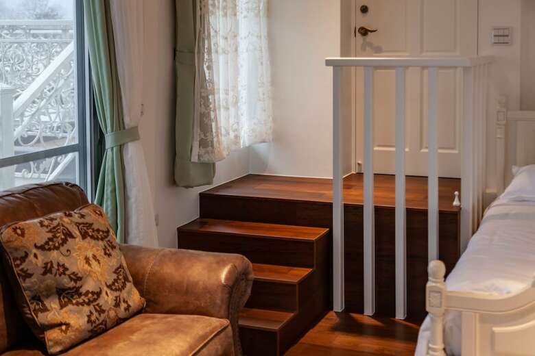 Hotel Deja Vu B&B