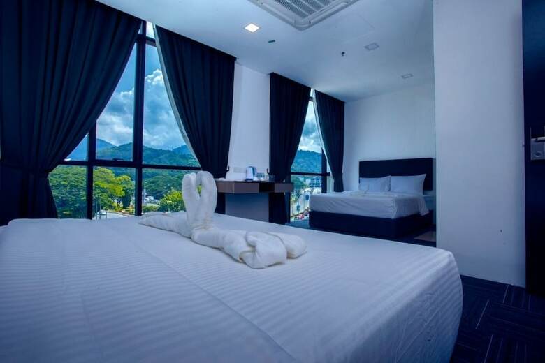 We Hotel