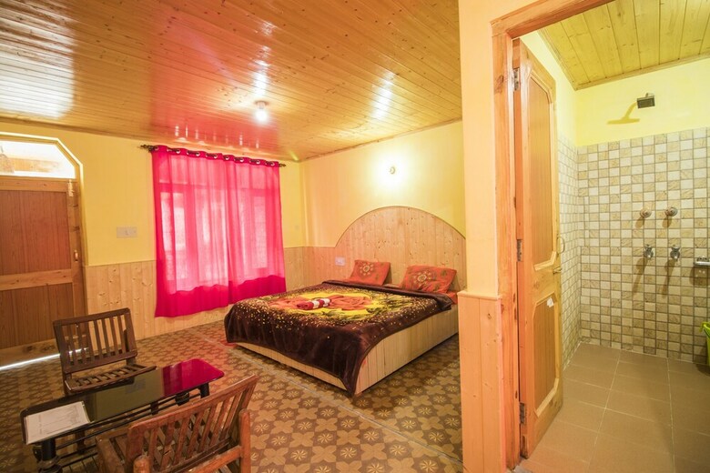Hotel Giriraj Guest House