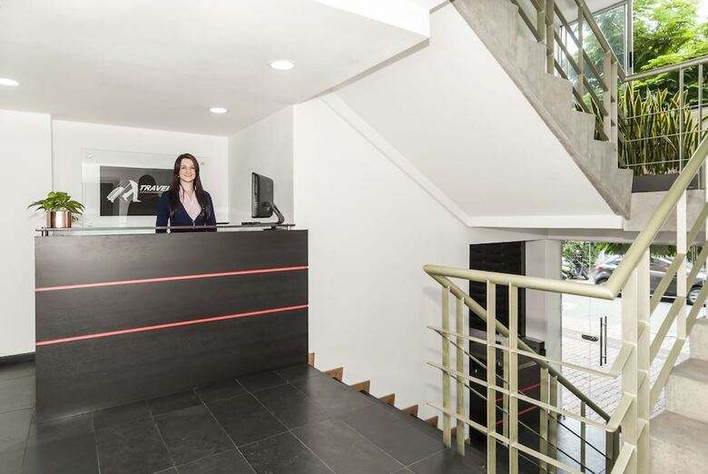 Aparthotel Travelers Orange Suites