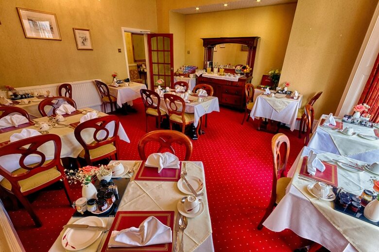 Hotel Holcombe House