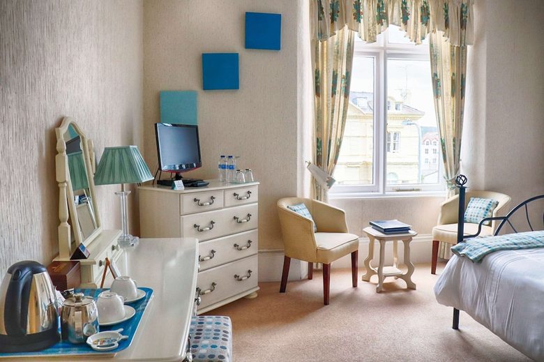Hotel Holcombe House
