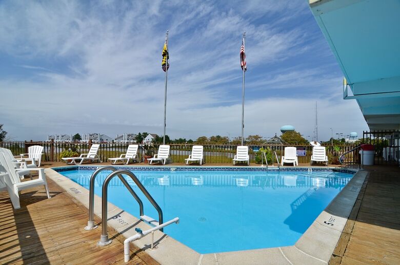 Sea Bay Hotel