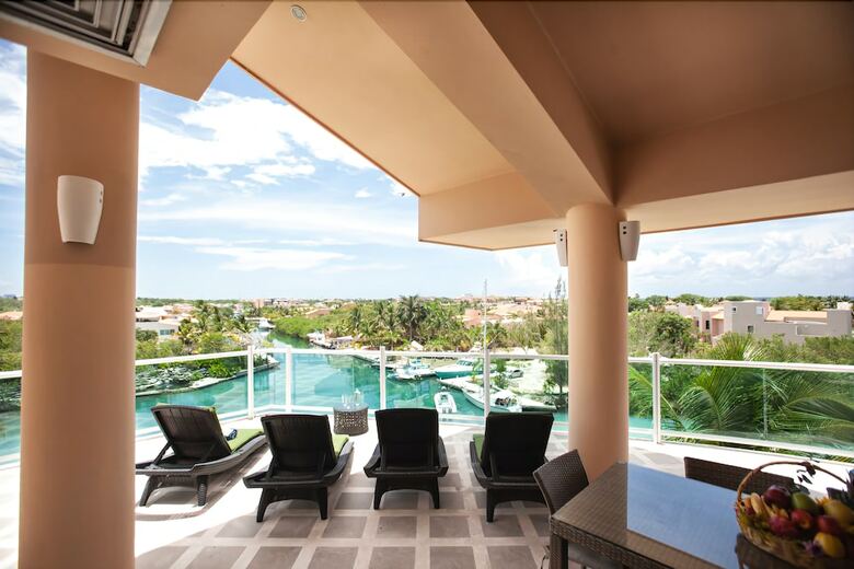 Gran Peninsula 3br Condo By Rmh