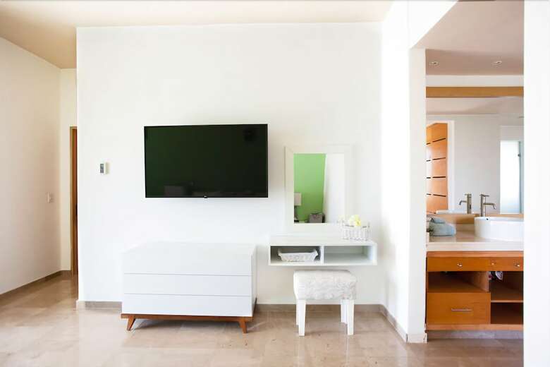 Gran Peninsula 3br Condo By Rmh