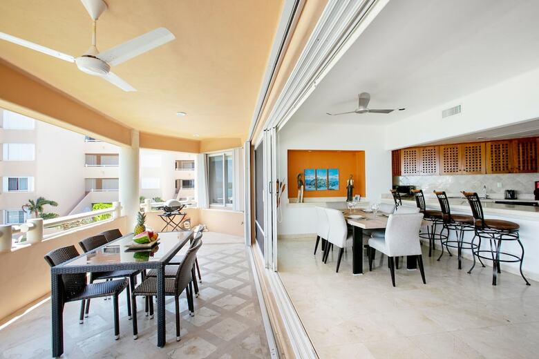 Condo Playa 3br Condo By Rmh