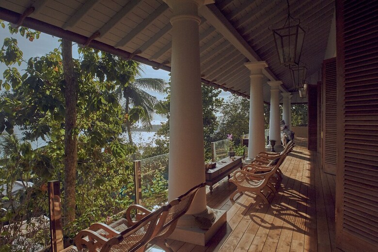 Villa Space