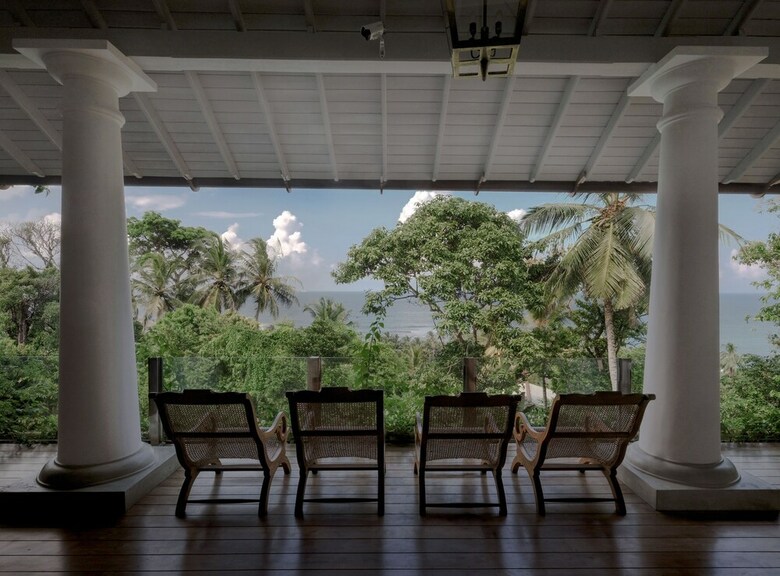 Villa Space