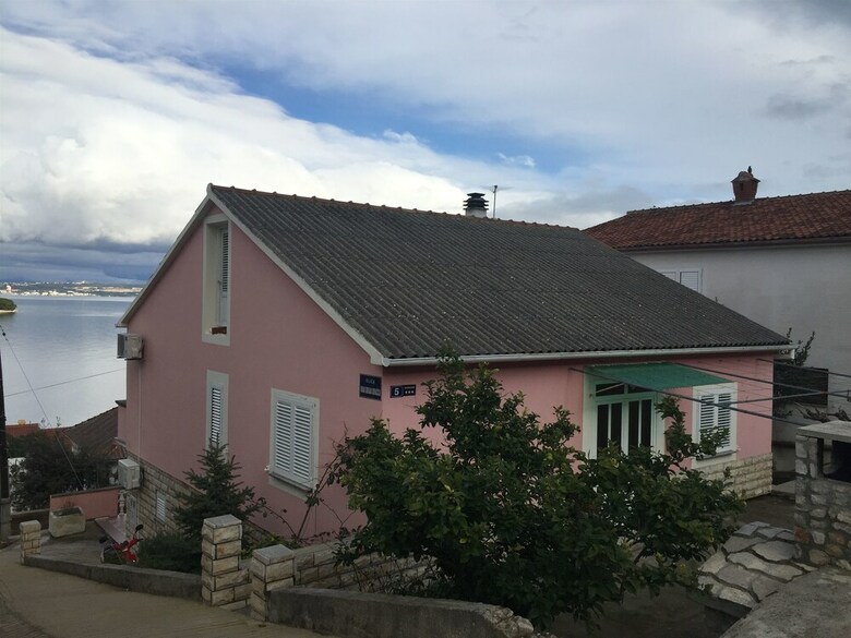 House Zoran