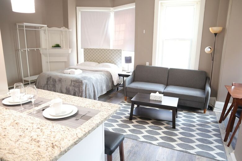 Midtown Suites