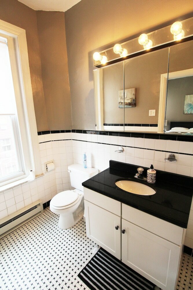Midtown Suites
