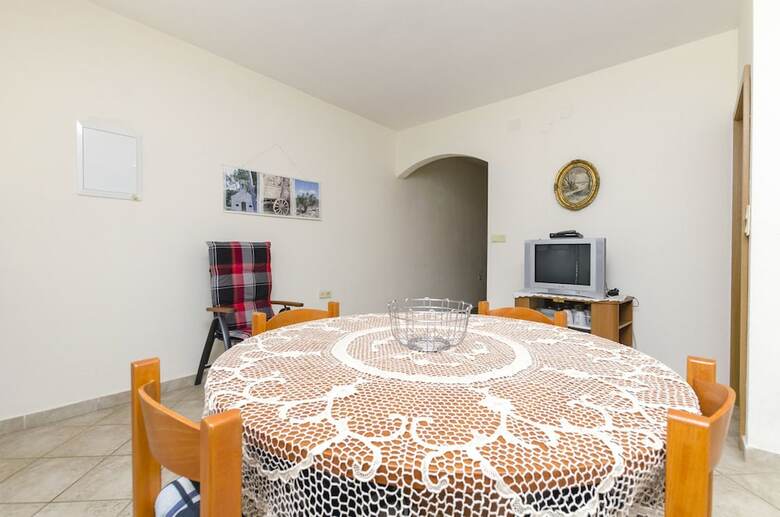Apartments Davor
