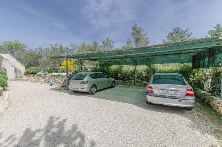 Apartments Davor