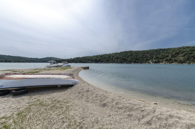Apartments Davor