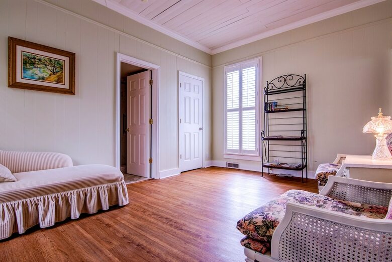 Bed & Breakfast Tolley House