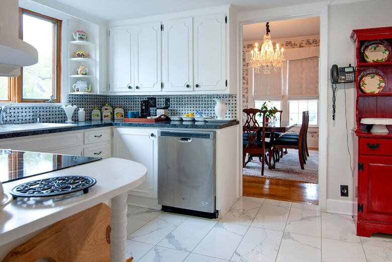 Bed & Breakfast Tolley House