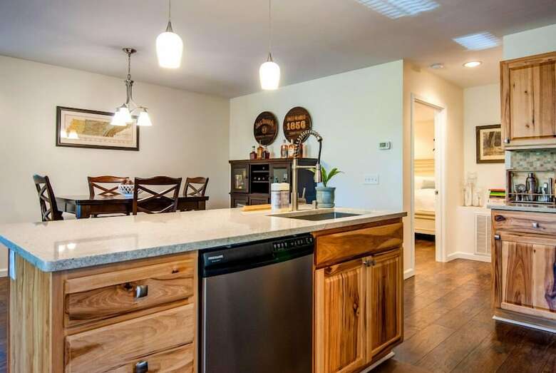 Bed & Breakfast Tolley House