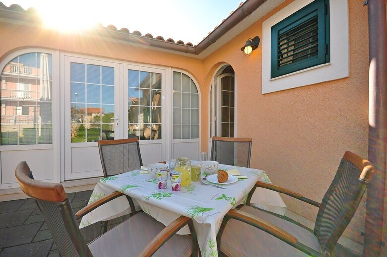 Apartments Gorana