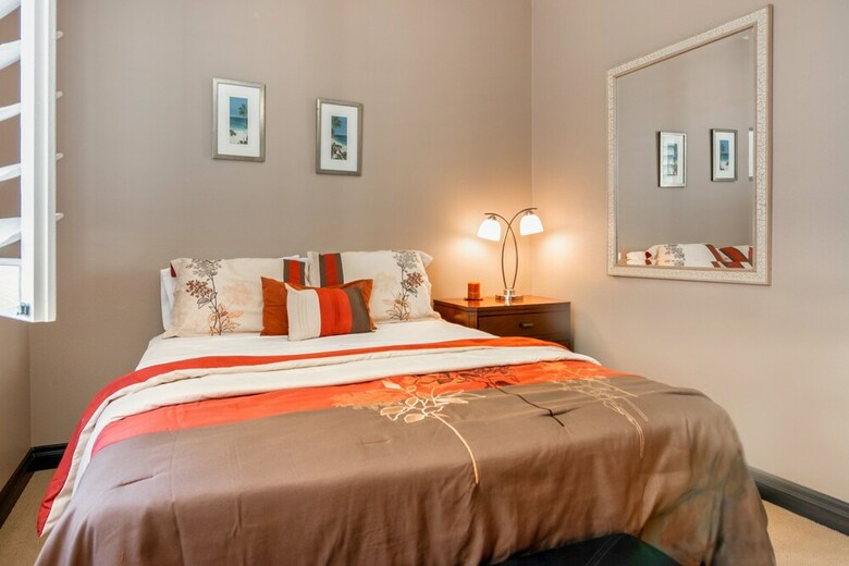 Gemini Of The Desert Five Bedroom House