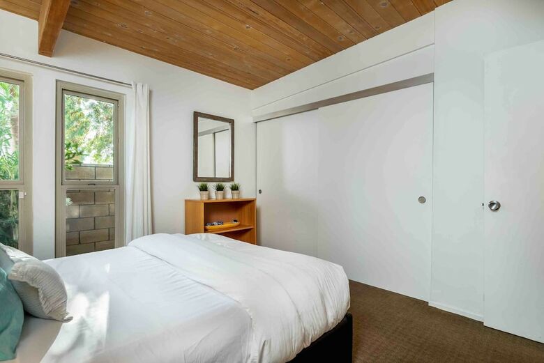 On The Rox Three Bedroom House