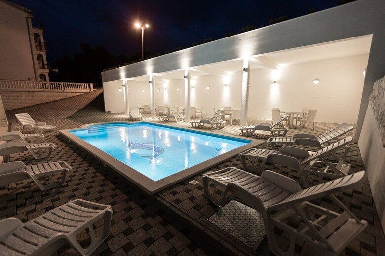 Apartments Nikola