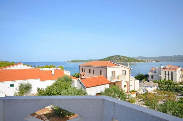 Apartments Mirta