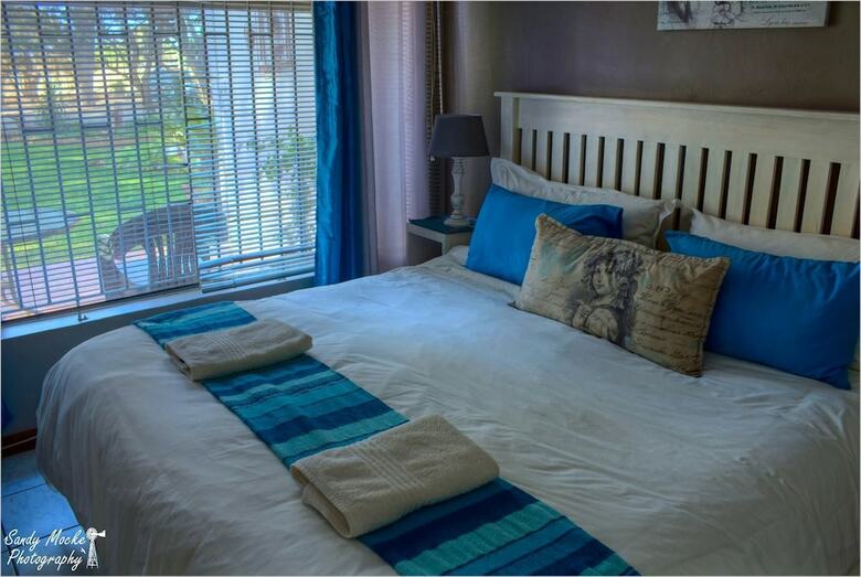 Hotel A Cherry Lane Self Catering And B&B