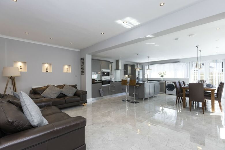 Chestnut House